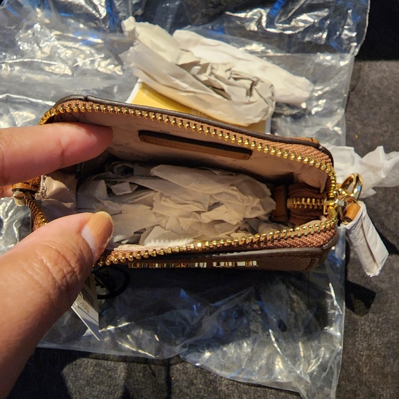 Michael Kors keyfob leather - Picture 4 of 5